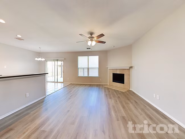 2809 Thistlewood Drive, Seagoville, TX 75159 photo 2