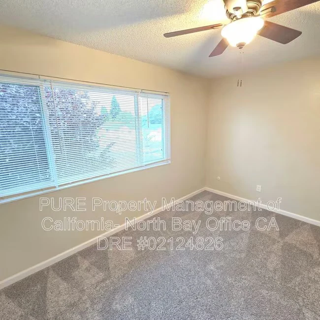 552 Santa Alicia Dr Rohnert Park, CA 94928 photo 5