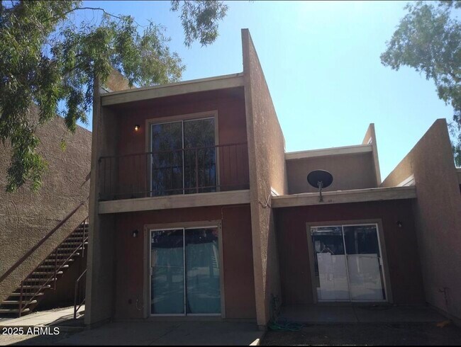 2838 E Marconi Ave Phoenix, AZ 85032 photo 5