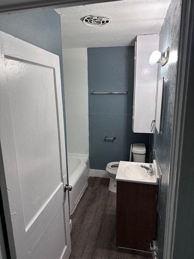 2332 Elsie Faye Heggins St Dallas, TX 75215 photo 4