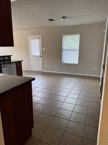 1620 Emma Dr Dallas, TX 75241 photo 4