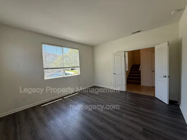 1552 Bailey Dr Fairfield, CA 94533 photo 5