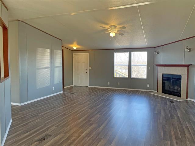9624 Clark Street, Joshua, TX 76058 photo 2