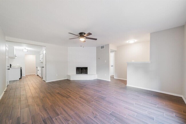 3604 Biscay Dr Arlington, TX 76016 photo 2