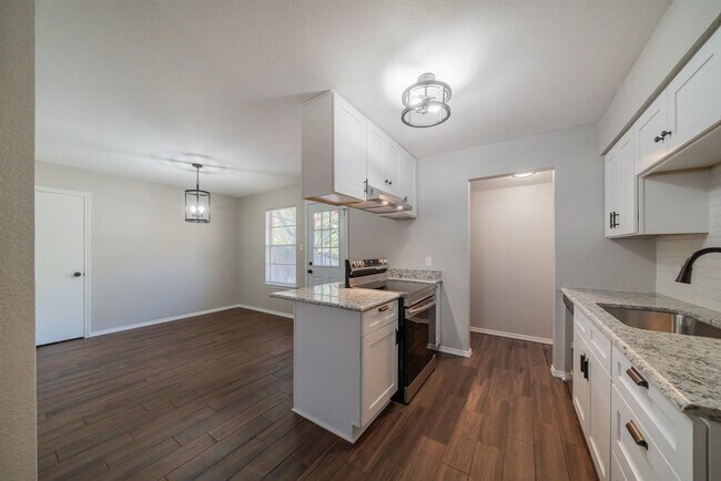3604 Biscay Dr Arlington, TX 76016 photo 4