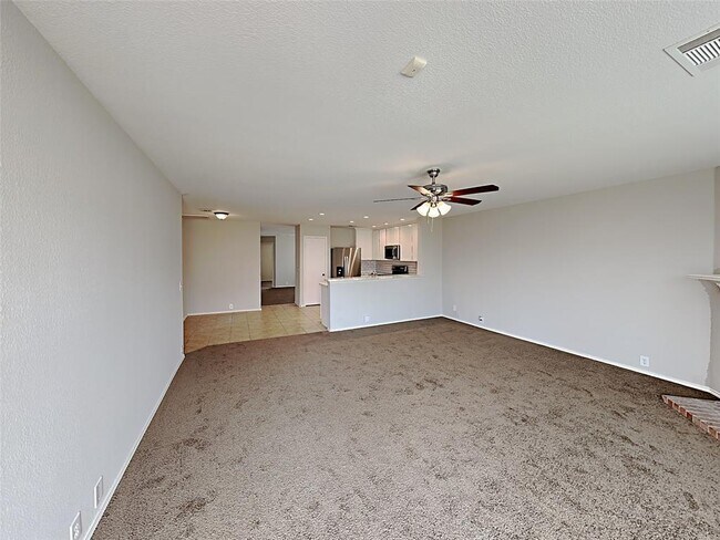 8901 King Ranch Drive, Aubrey, TX 76227 photo 2