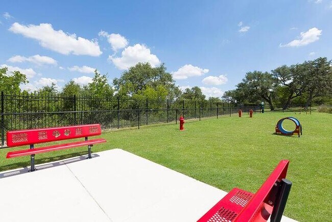 9003 Vista W Dr San Antonio, TX 78245 photo 2