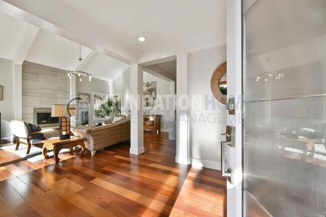 52 Paseo Mirasol Tiburon, CA 94920 photo 2
