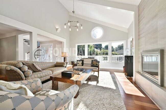 52 Paseo Mirasol Tiburon, CA 94920 photo 4