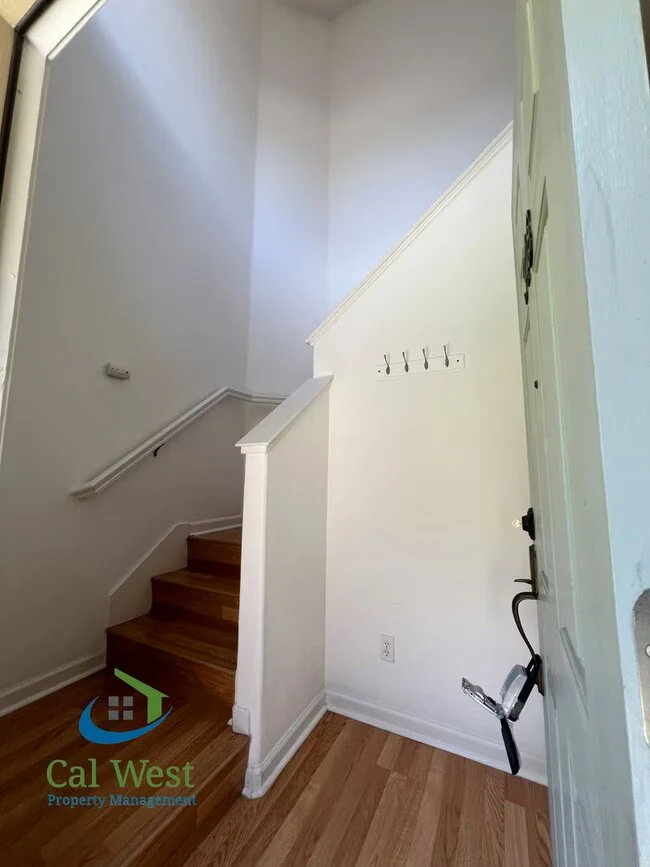 348 Ribbonwood Ave San Jose, CA 95123 photo 4