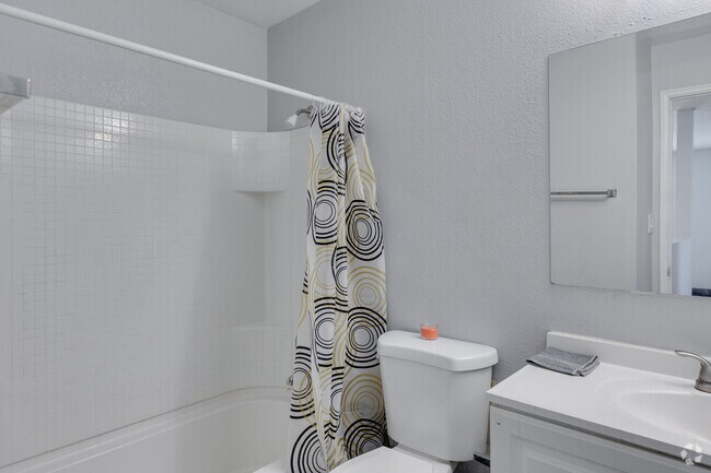 Fountain Oaks Apartments photo 3