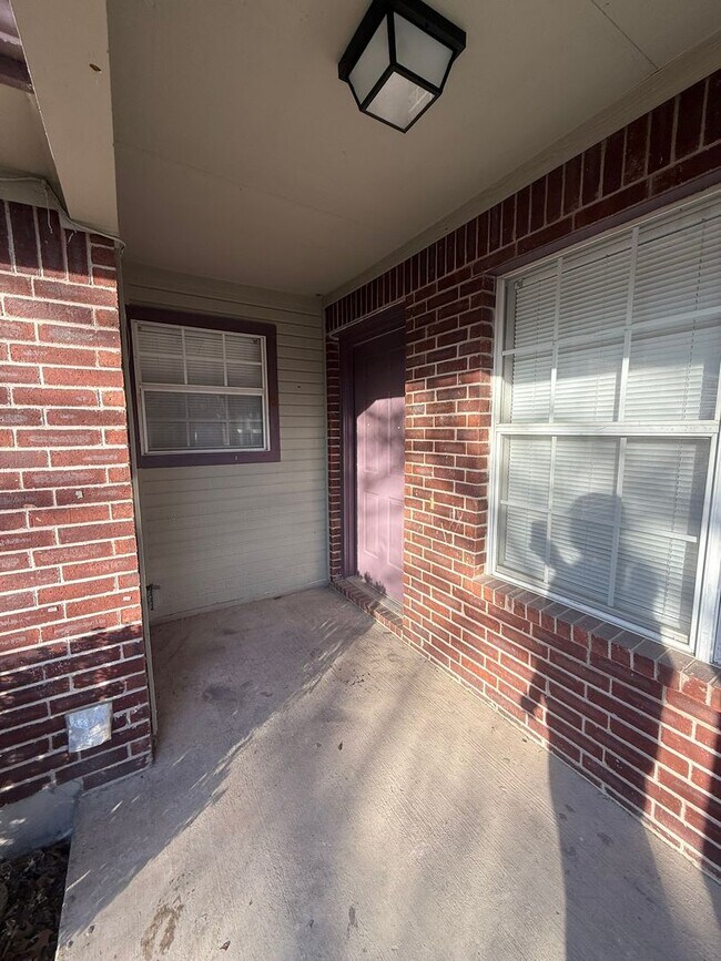 1904 Alex Ave Austin, TX 78728 photo 2