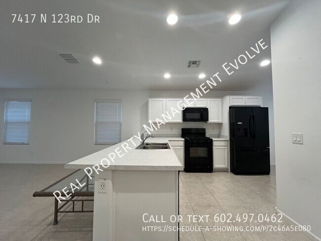 7417 N 123rd Dr Glendale, AZ 85305 photo 3