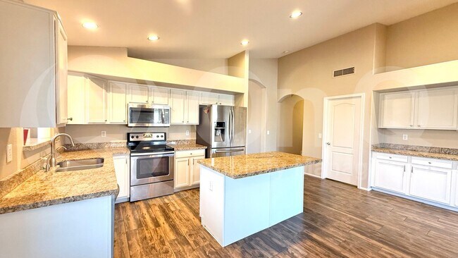 21802 Allen Ct Maricopa, AZ 85138 photo 4