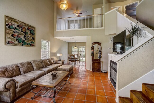7449 Peabody Dr Austin, TX 78729 photo 5