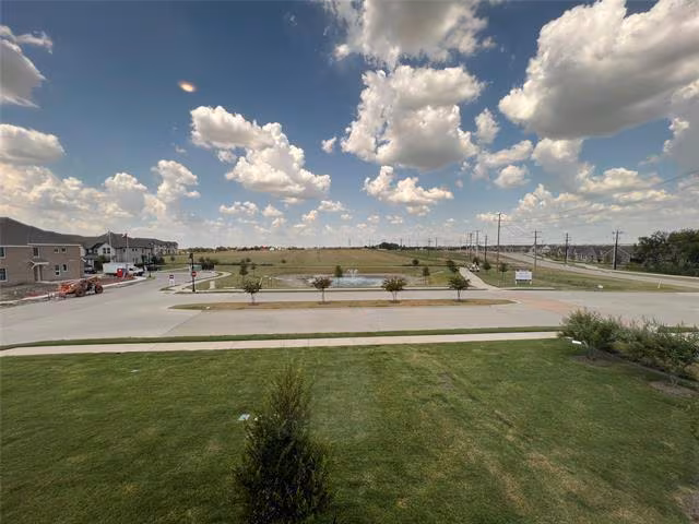 2616 Rolling Meadow Road, Celina, TX 75009 photo 3