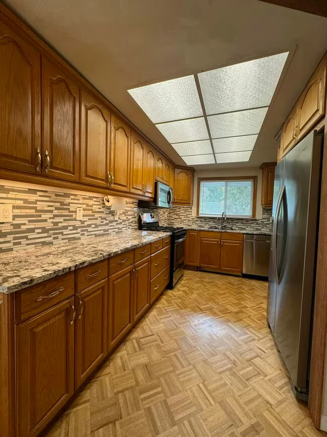 4226 Dorman Rd Pleasanton, CA 94588 photo 4
