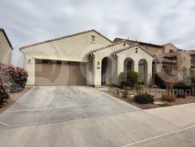 858 E Knightsbridge Way Gilbert, AZ 85297 photo 2