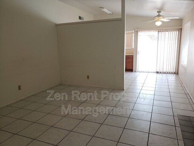 4443 N 84th Ln Phoenix, AZ 85037 photo 3