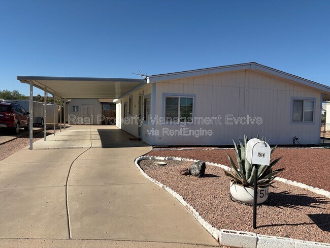 1514 E Muriel Dr Phoenix, AZ 85022 photo 3