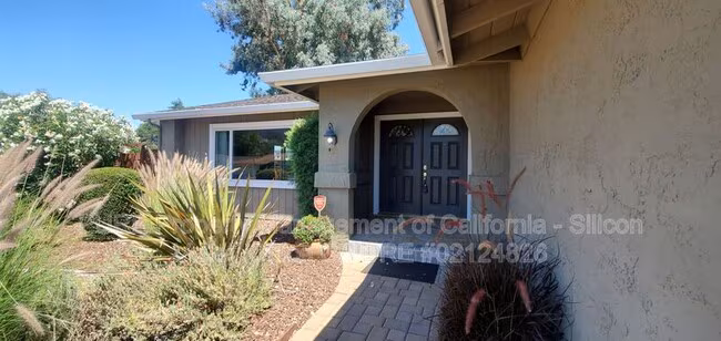 5780 Rudy Drive, San Jose, CA 95124 photo 2
