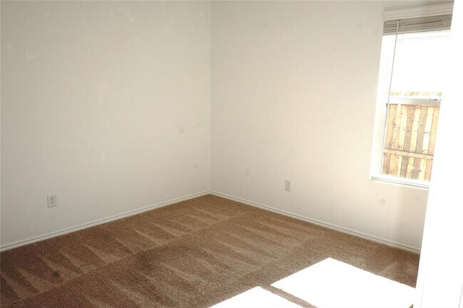 5403 Longshadow Drive, Princeton, TX 75407 photo 5