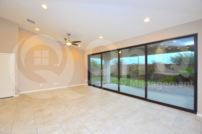 10136 East Tamery Avenue, Mesa, AZ 85212 photo 2