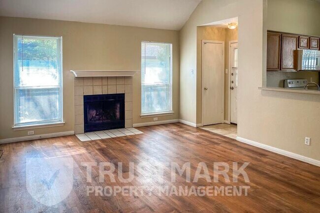 2407 Armadillo Dr Killeen, TX 76549 photo 3