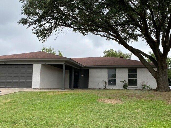 7309 Fredricksburg Drive, Forest Hill, TX 76140 photo 4