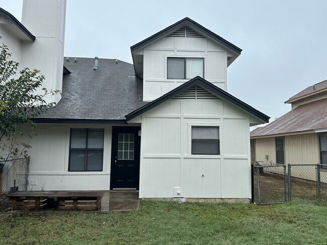 1312 Opal Rd Killeen, TX 76543 photo 2