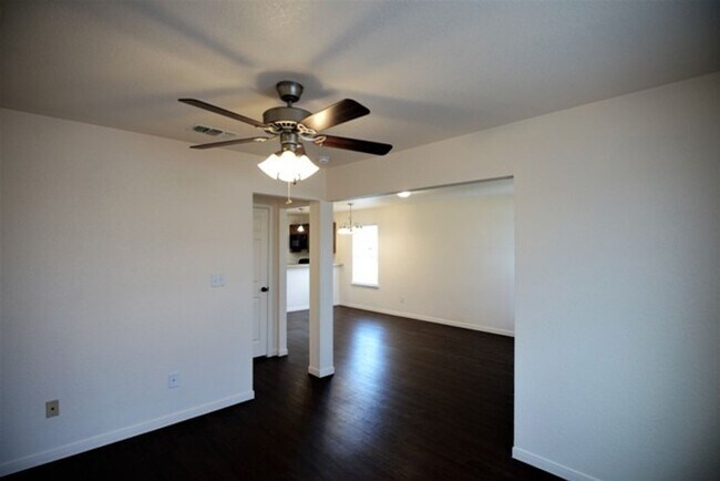 6701 University Village Way Killeen, TX 76549 photo 5