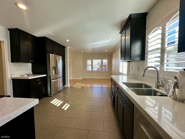 126 San Anselmo Ave S San Bruno, CA 94066 photo 4