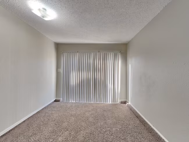 1201 Saturn Drive, Cedar Hill, TX 75104 photo 4