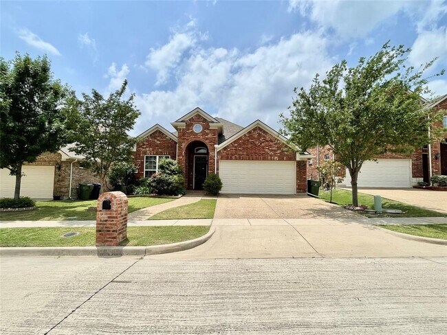 3522 Mustang Ridge Road, Garland, TX 75044 photo 2