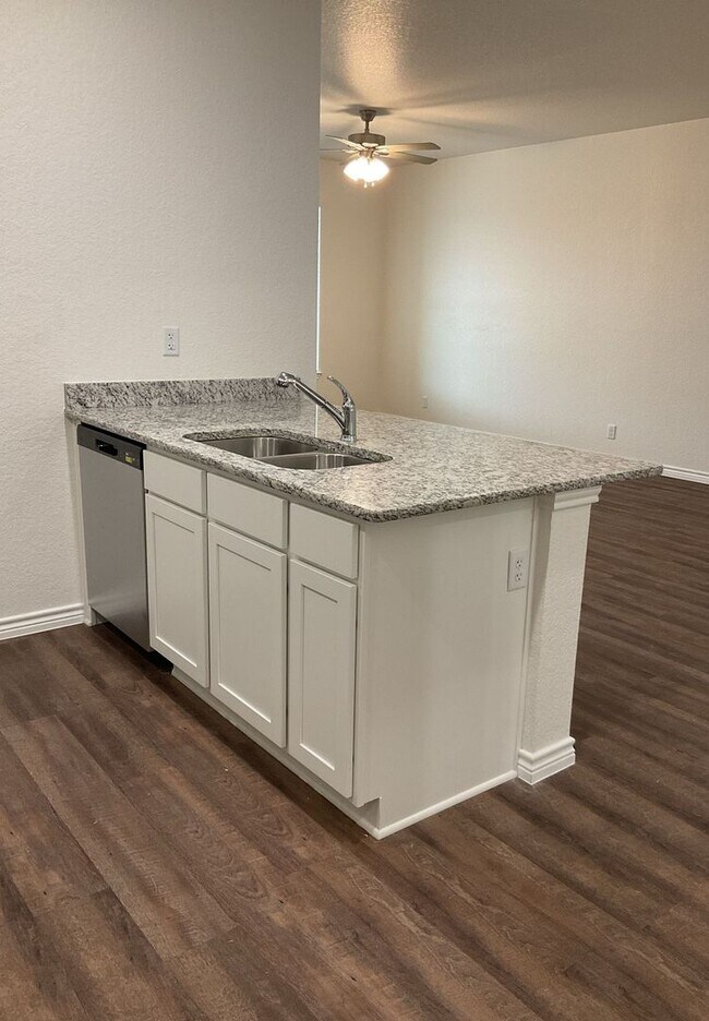 1109 Carlsberg Dr Killeen, TX 76549 photo 3