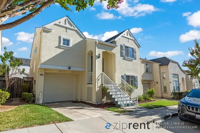 436 Knollcrest Avenue, San Jose, CA 95138 photo 2
