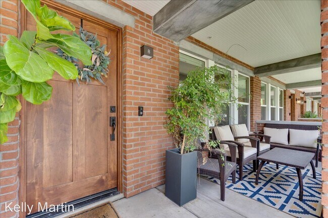 808 N 4th Ave Phoenix, AZ 85003 photo 2