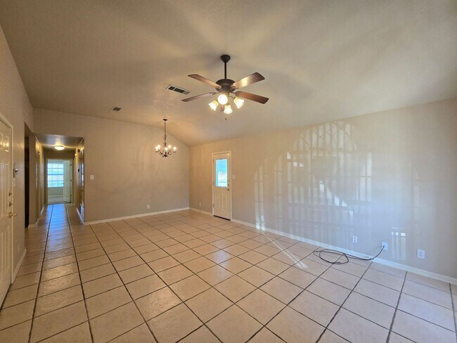 5106 Heather Ln Killeen, TX 76549 photo 2