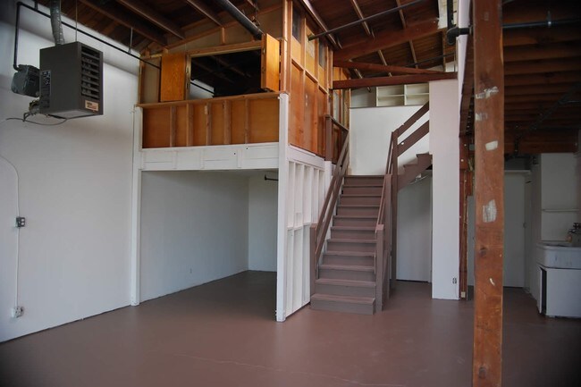 High Street Studios photo 3