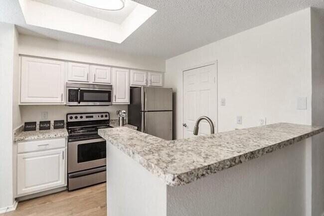 601 Park Blvd Grapevine, TX 76051 photo 5