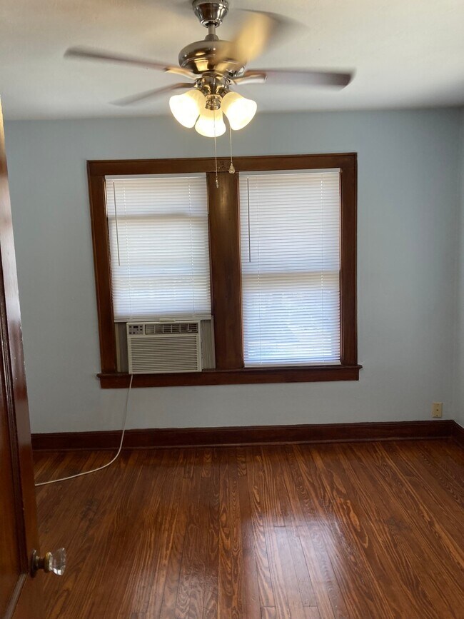 1707 Sidney Street, Houston, TX 77023 photo 5