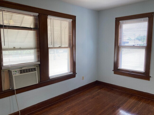 1707 Sidney Street, Houston, TX 77023 photo 4