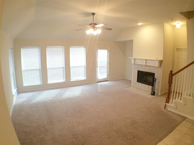 8001 Elk Mountain Trail, Mckinney, TX 75070 photo 3