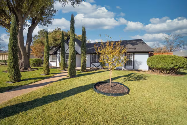 2421 Regal Rd Plano, TX 75075 photo 4