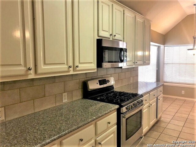 11615 Brae Valley San Antonio, TX 78249 photo 5