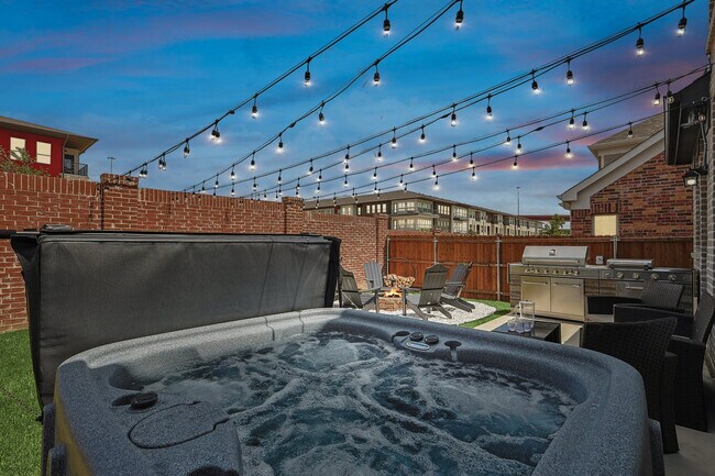 2346 Perdue Ave Irving, TX 75062 photo 4