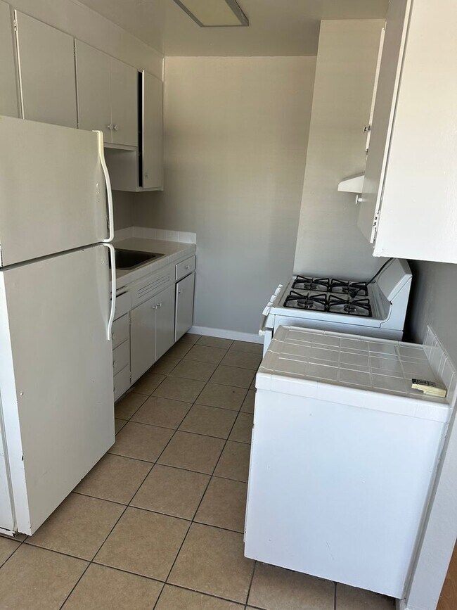 1215 A Street, Antioch, CA 94509 photo 2