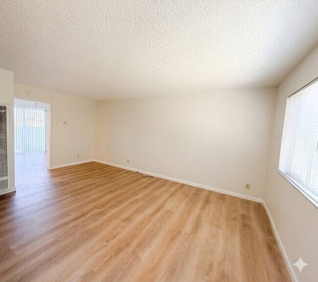 1650 159th Ave San Leandro, CA 94578 photo 3
