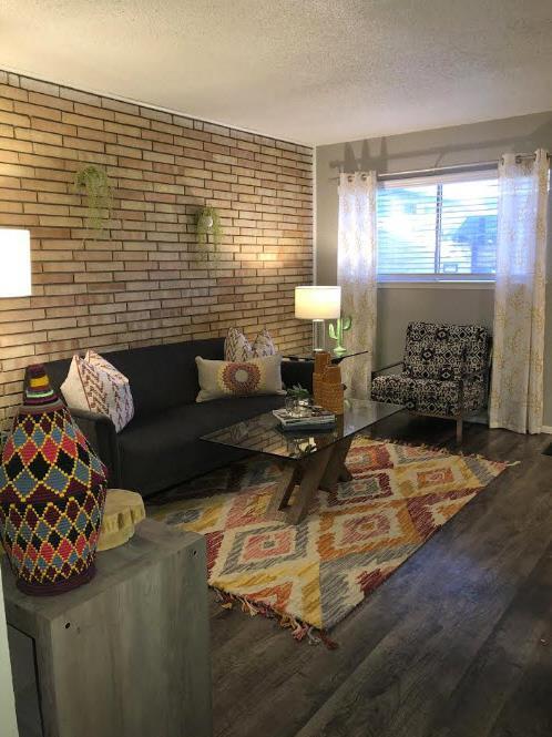 247 W Dickson Ave San Antonio, TX 78214 photo 4