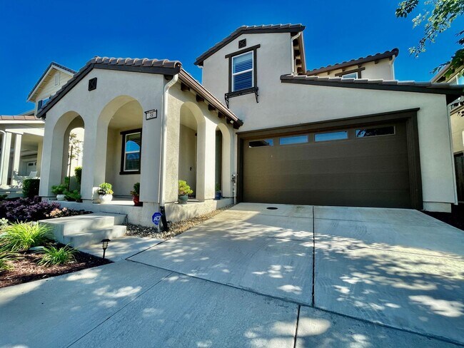 38 Baird Circle, Brentwood, CA 94513 photo 2